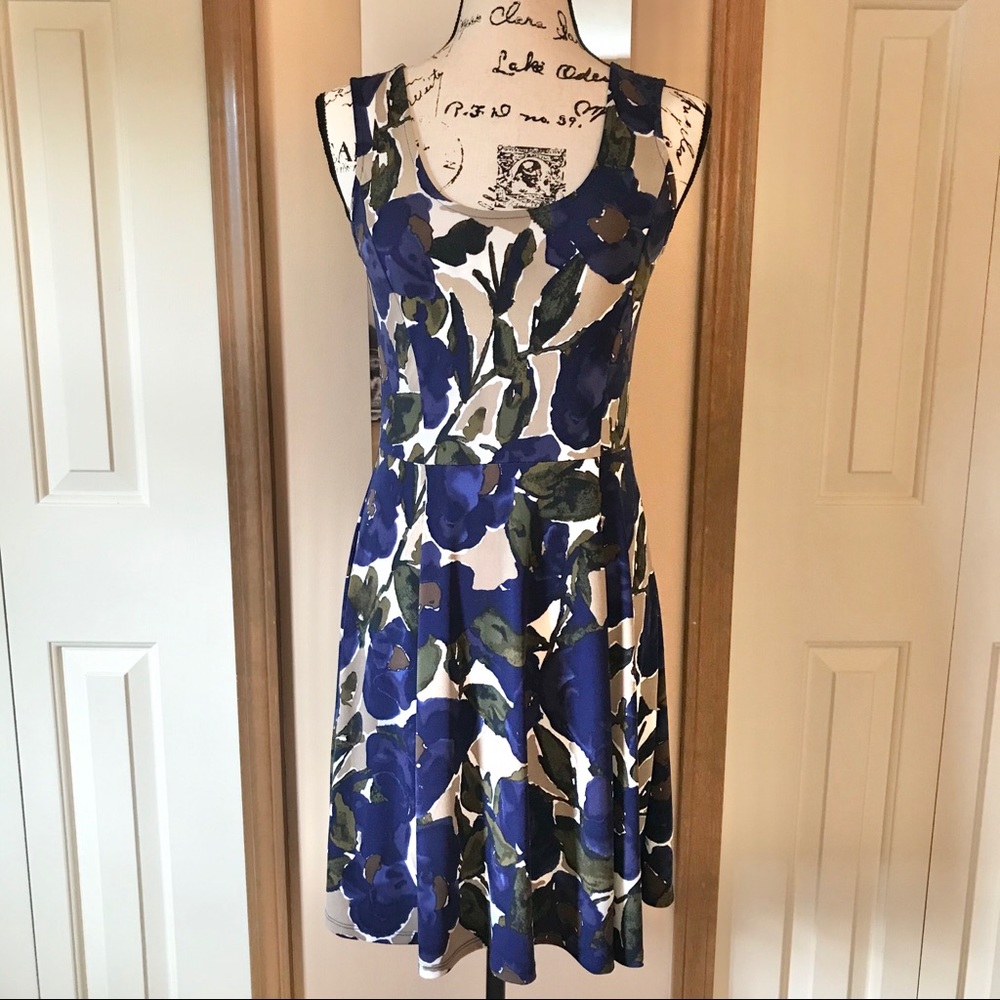 Never worn LOFT dress